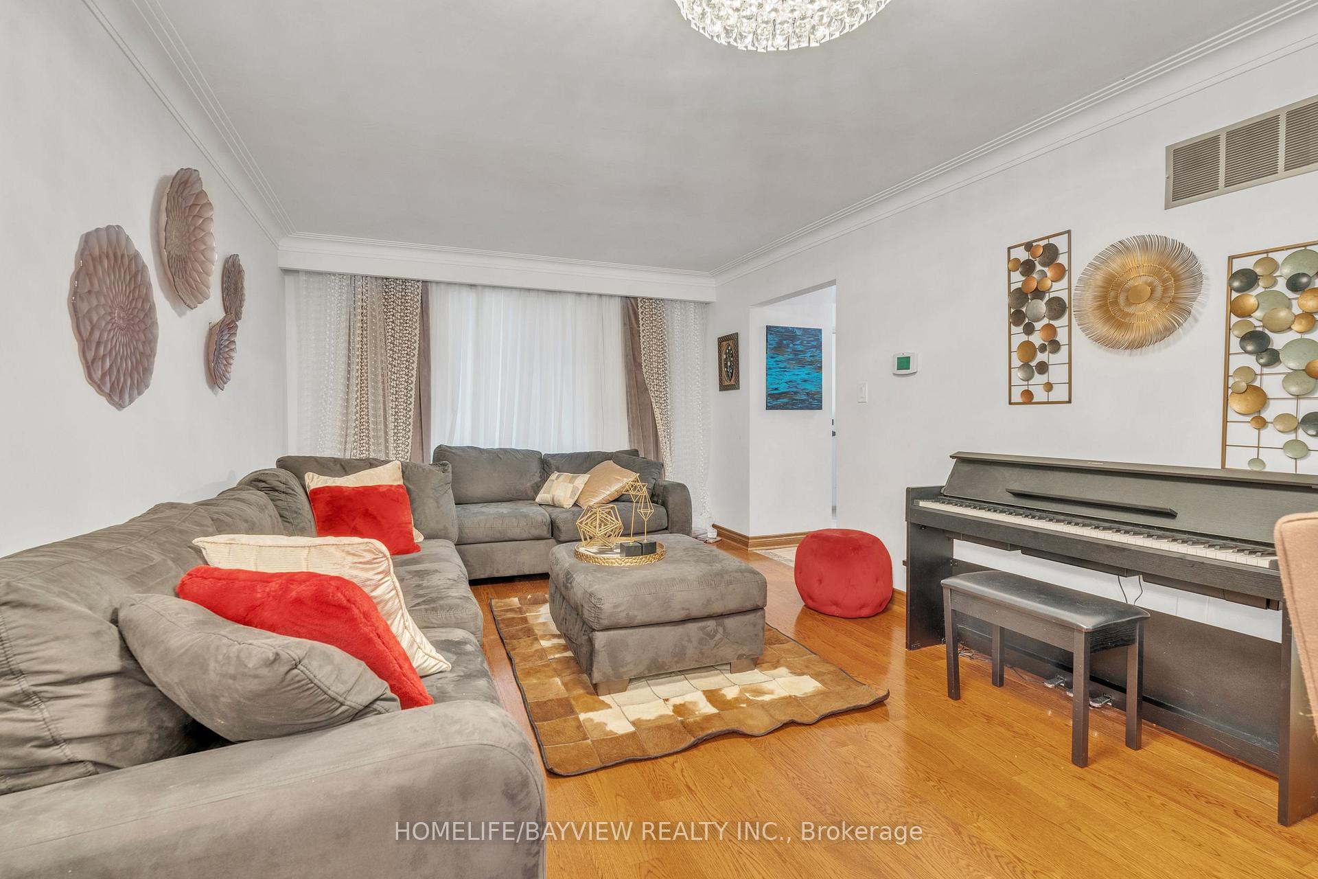 Photo 17 of 16 Roosevelt Drive, Richmond Hill, South Richvale — HOMEH