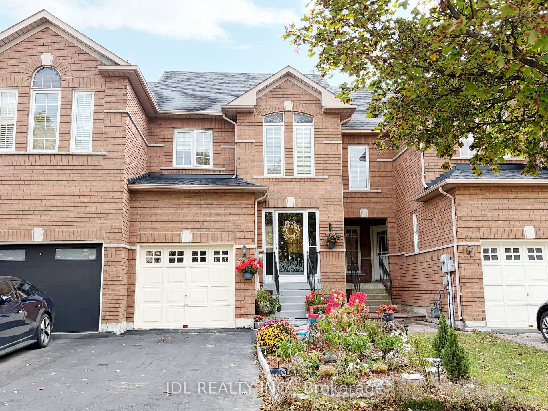 Photo of 63 Peninsula Crescent