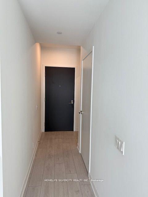Photo 5 of Unit 902, 39 Mary Street, Barrie, City Centre — HOMEH