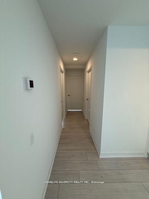 Photo 11 of Unit 902, 39 Mary Street, Barrie, City Centre — HOMEH