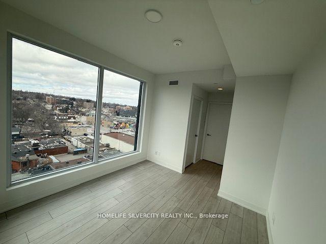 Photo 14 of Unit 902, 39 Mary Street, Barrie, City Centre — HOMEH