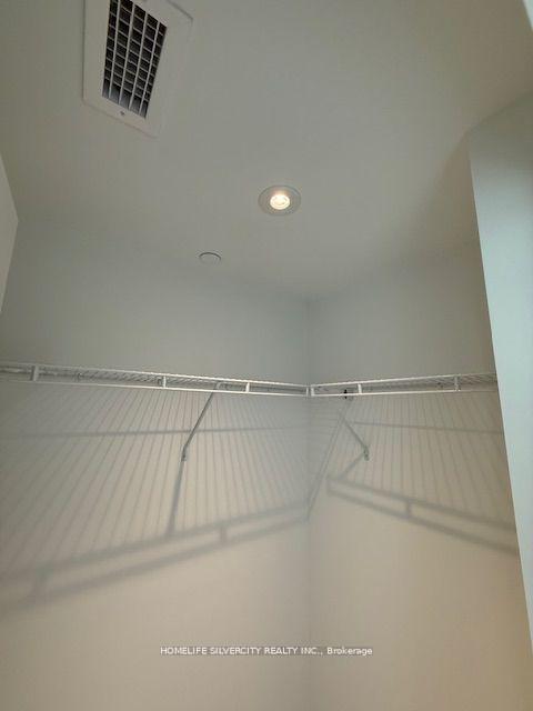 Photo 15 of Unit 902, 39 Mary Street, Barrie, City Centre — HOMEH