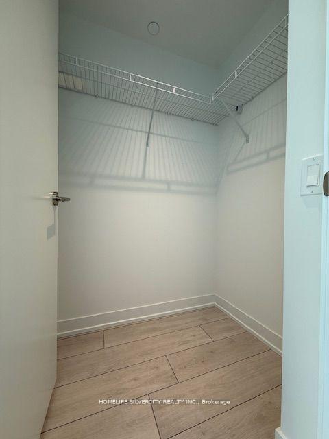 Photo 16 of Unit 902, 39 Mary Street, Barrie, City Centre — HOMEH