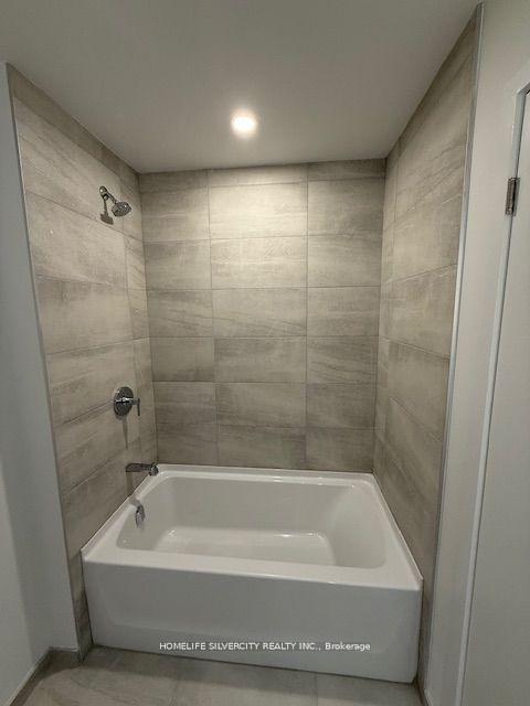 Photo 24 of Unit 902, 39 Mary Street, Barrie, City Centre — HOMEH