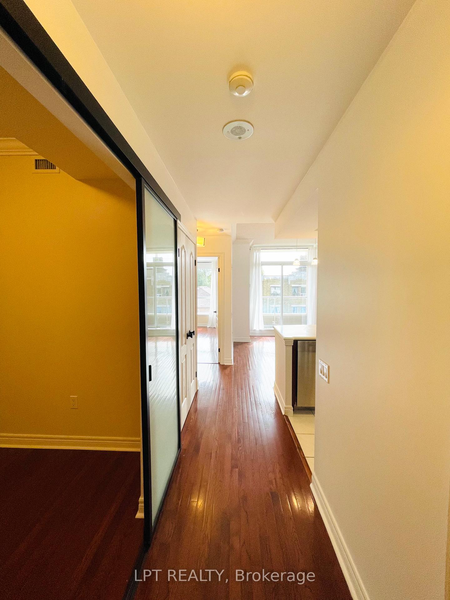 Photo 9 of Unit 308, 2 Edith Drive, Toronto, Yonge-Eglinton — HOMEH