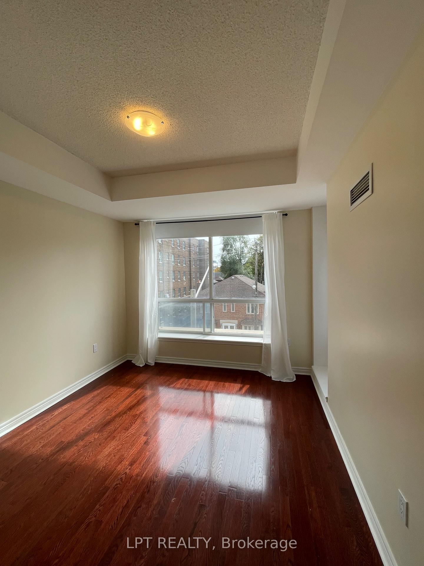 Photo 10 of Unit 308, 2 Edith Drive, Toronto, Yonge-Eglinton — HOMEH