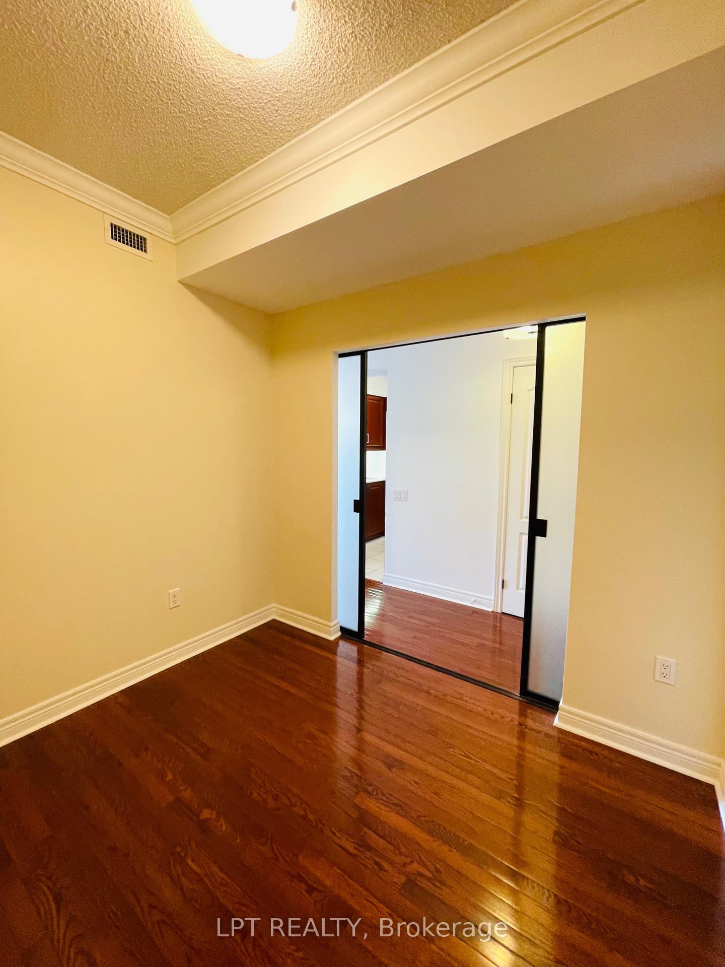 Photo 15 of Unit 308, 2 Edith Drive, Toronto, Yonge-Eglinton — HOMEH