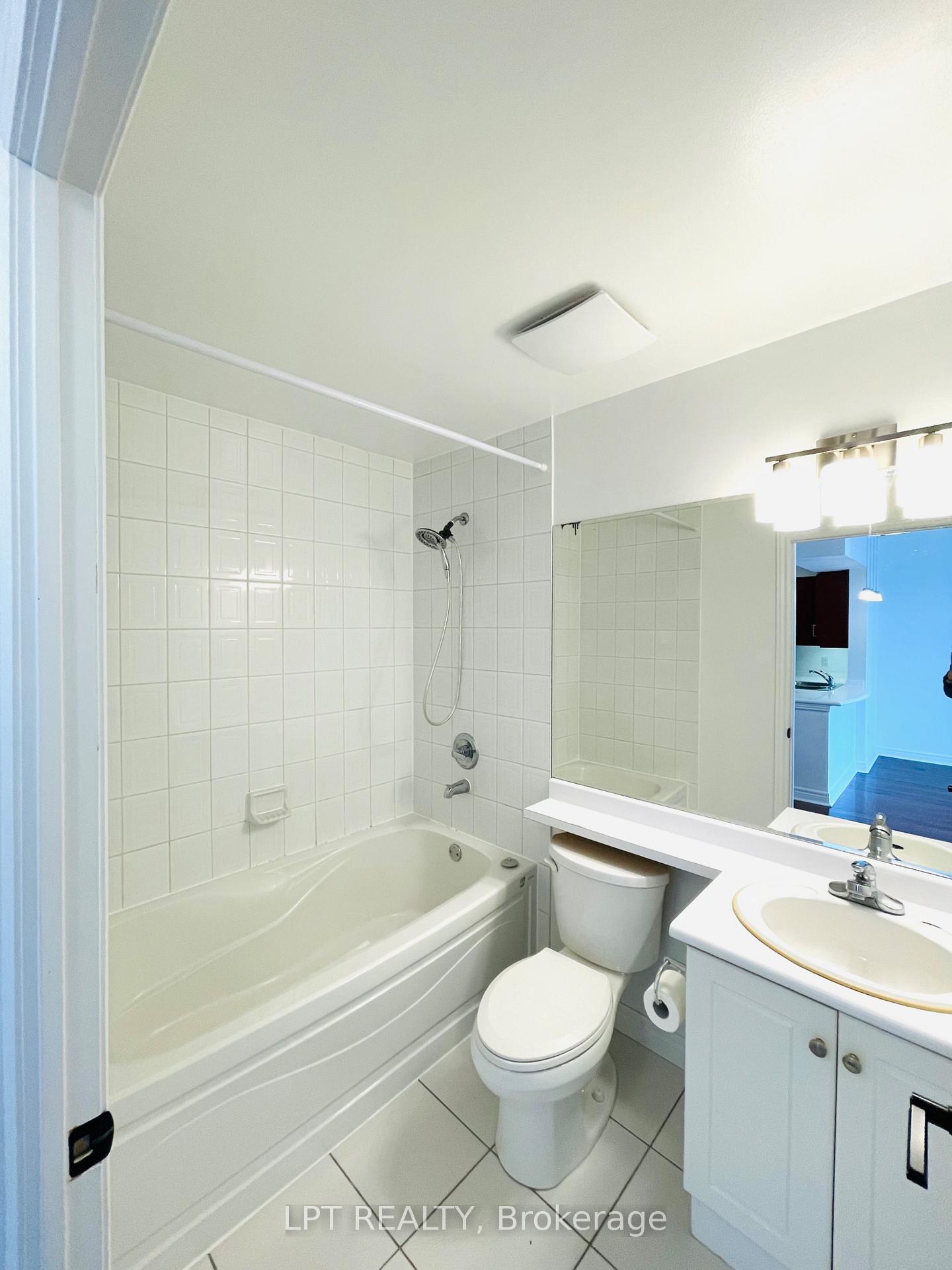 Photo 17 of Unit 308, 2 Edith Drive, Toronto, Yonge-Eglinton — HOMEH