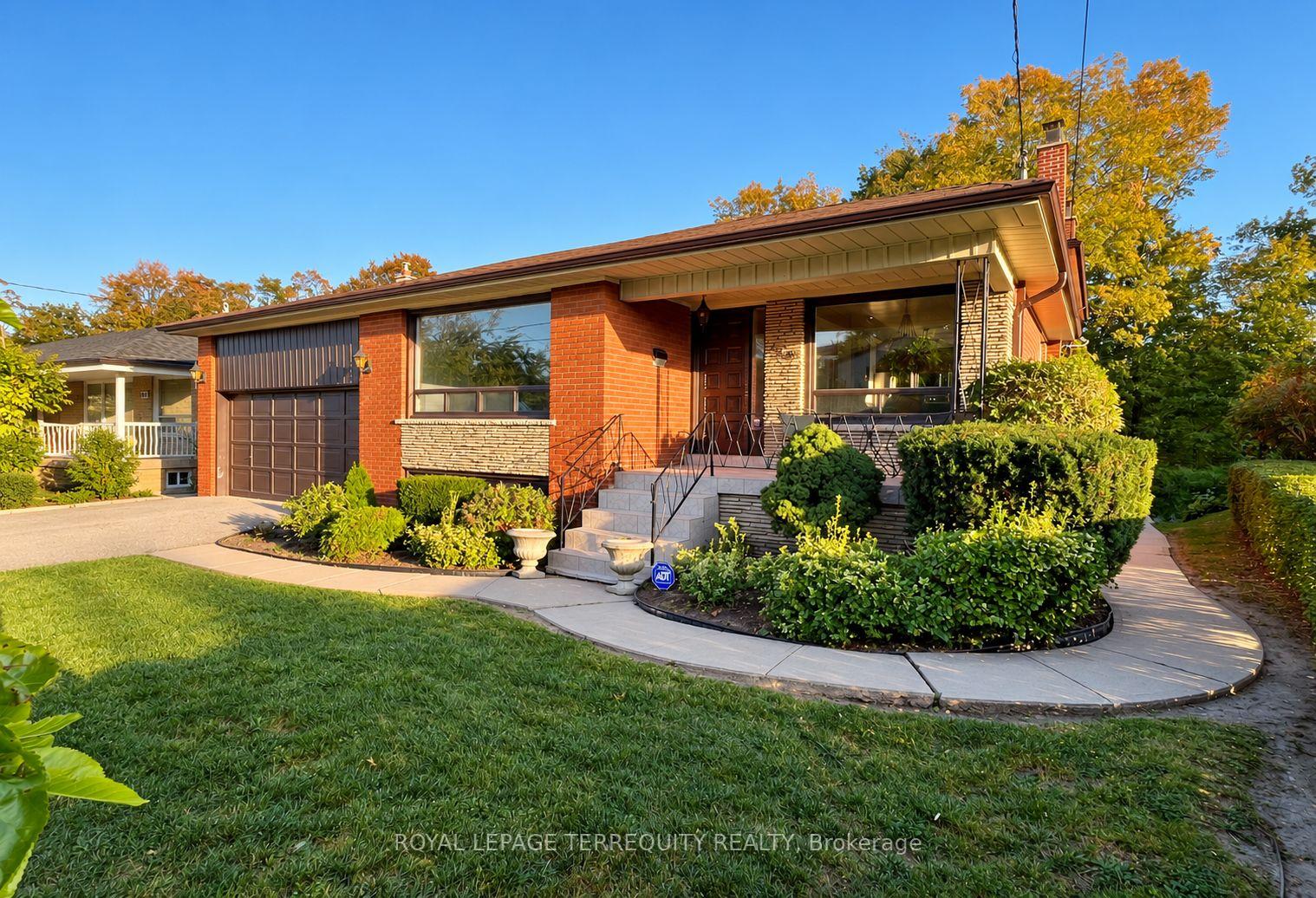 Photo of 169 Grandravine Drive