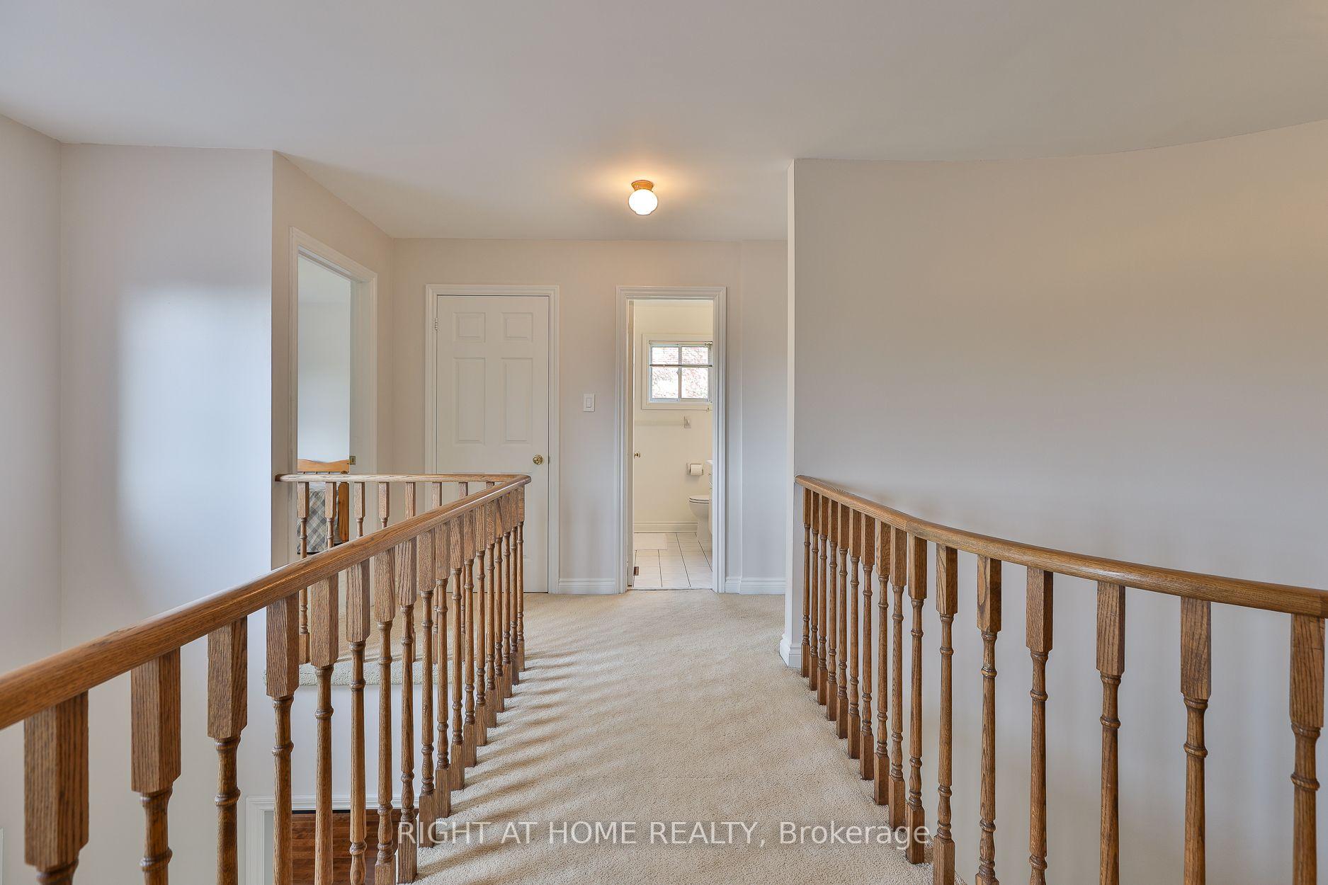 Photo 31 of 560 Chagall Court, Mississauga, Hurontario — HOMEH