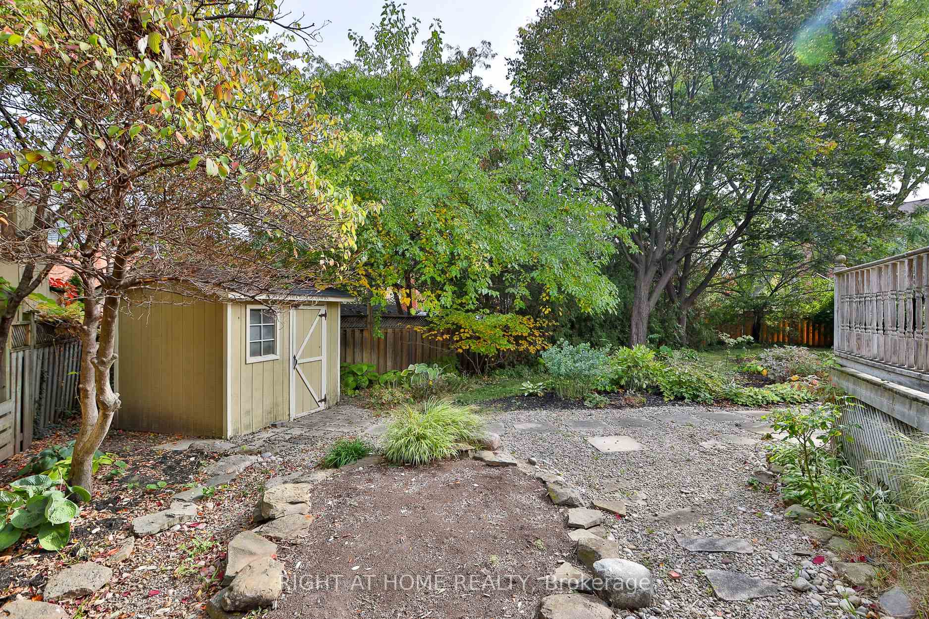 Photo 40 of 560 Chagall Court, Mississauga, Hurontario — HOMEH