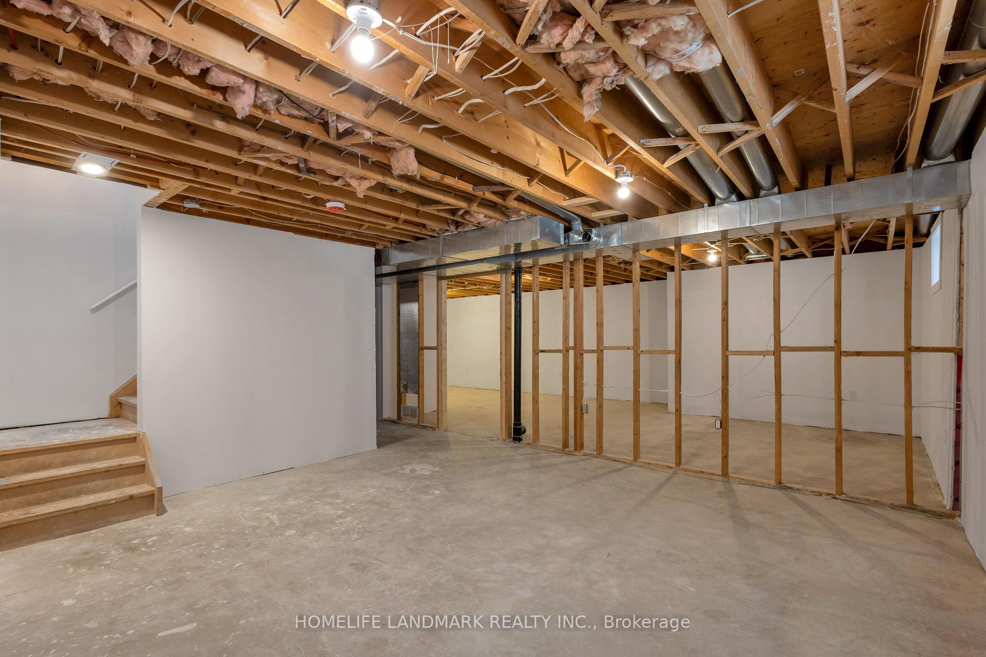 Photo 32 of 723 Chesapeake Drive, Waterloo, Eastbridge — HOMEH