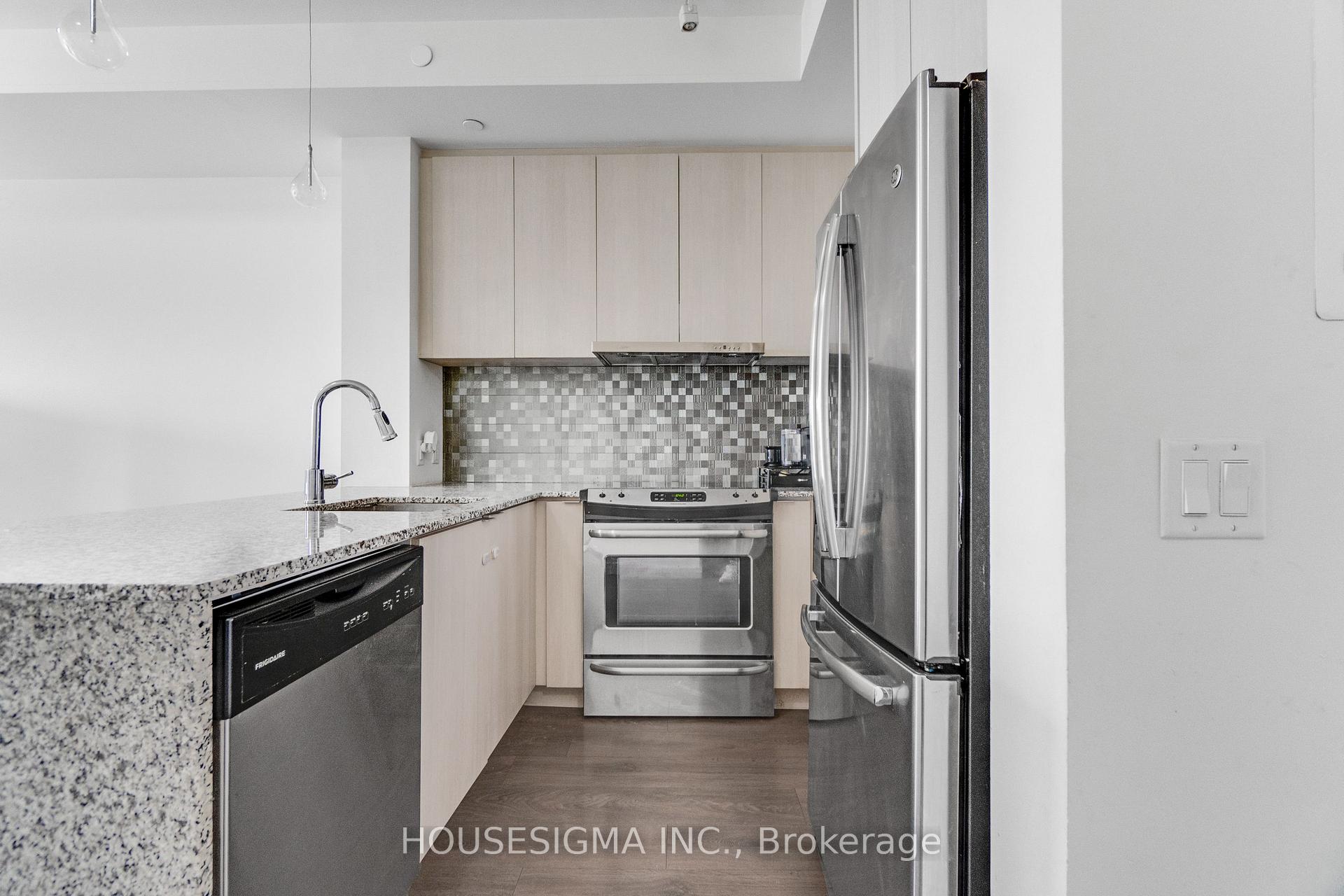 Photo 16 of Unit 401, 5005 Harvard Road, Mississauga, Churchill Meadows — HOMEH