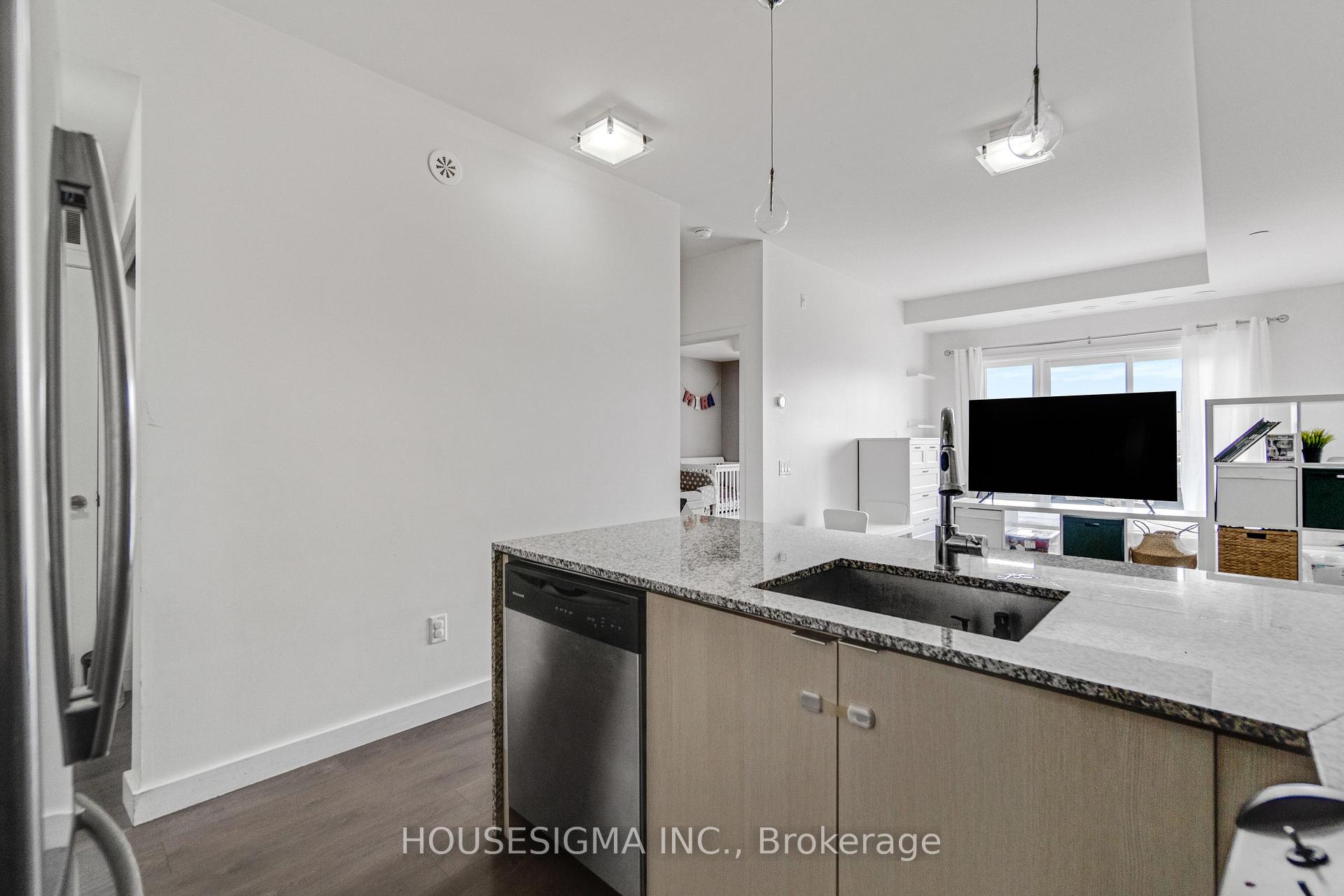 Photo 17 of Unit 401, 5005 Harvard Road, Mississauga, Churchill Meadows — HOMEH