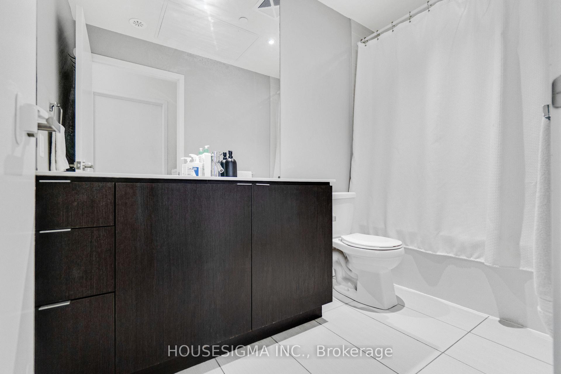 Photo 22 of Unit 401, 5005 Harvard Road, Mississauga, Churchill Meadows — HOMEH