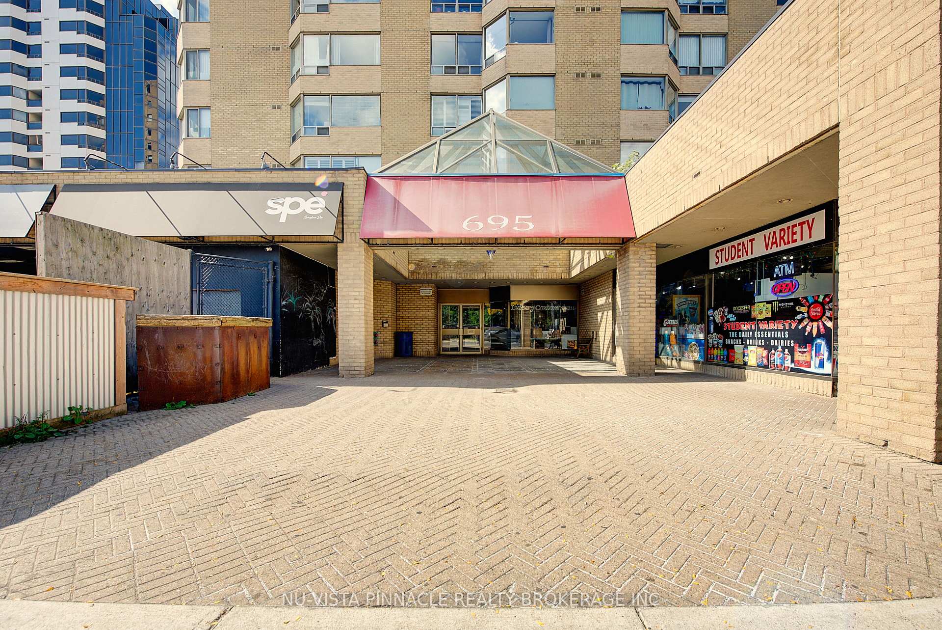 Photo 4 of Unit 708, 695 Richmond Street S, London, East F — HOMEH