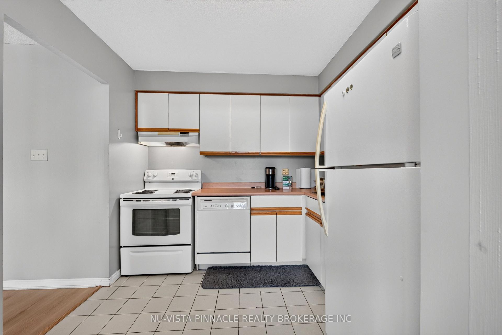 Photo 17 of Unit 708, 695 Richmond Street S, London, East F — HOMEH