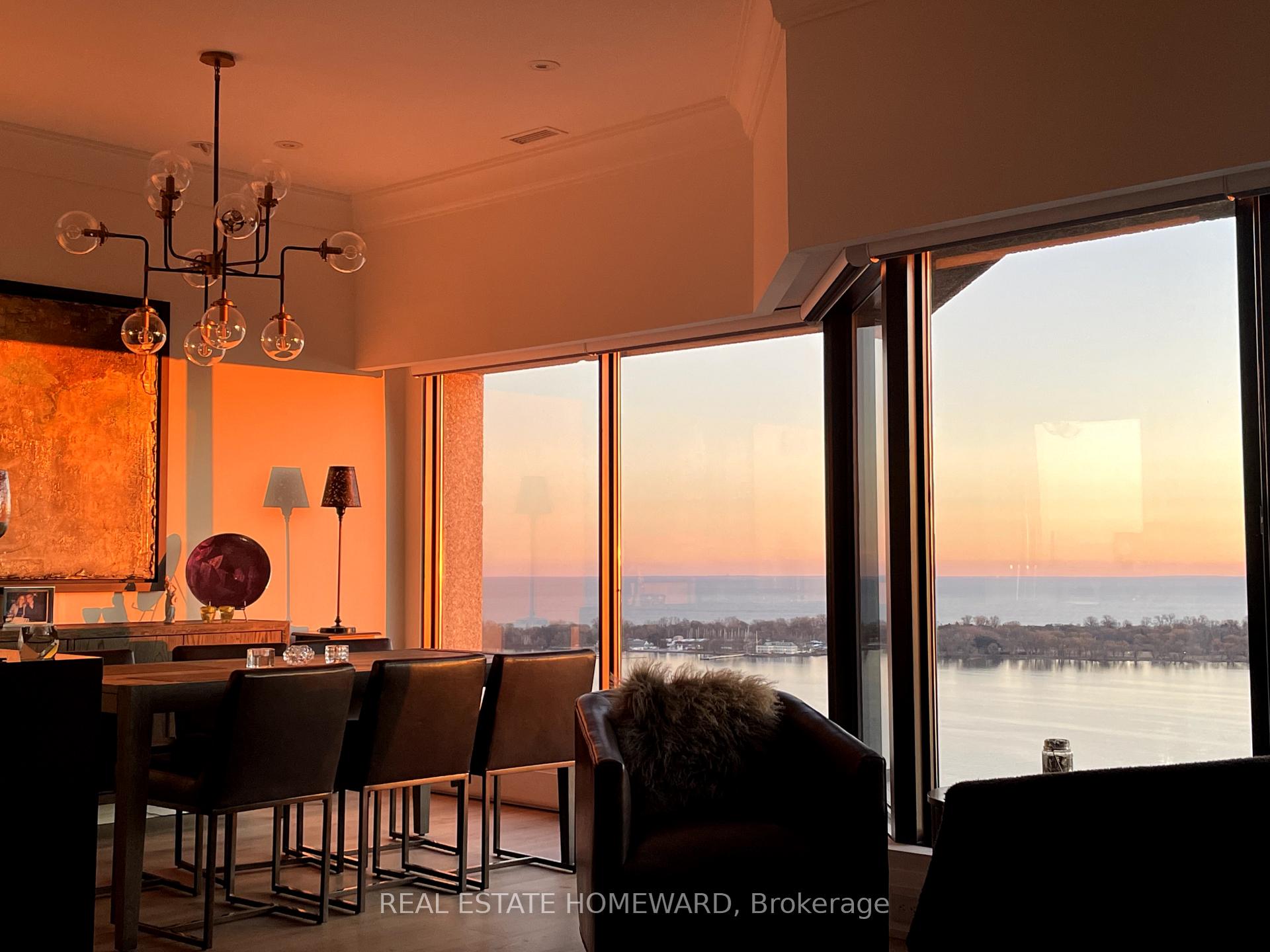 Photo 9 of Unit 3612, 55 Harbour Square, Toronto, Waterfront Communities — HOMEH