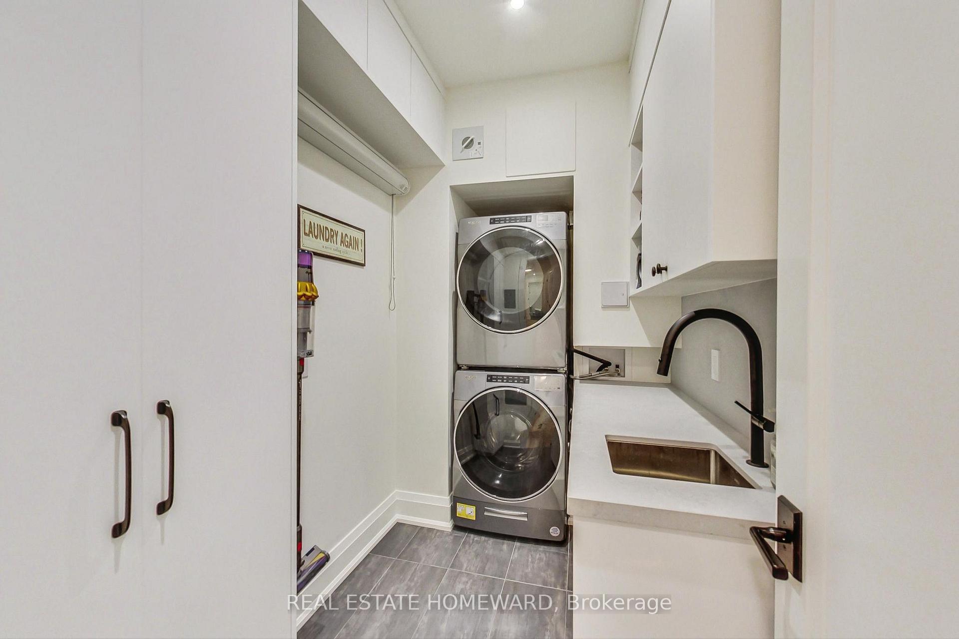 Photo 13 of Unit 3612, 55 Harbour Square, Toronto, Waterfront Communities — HOMEH