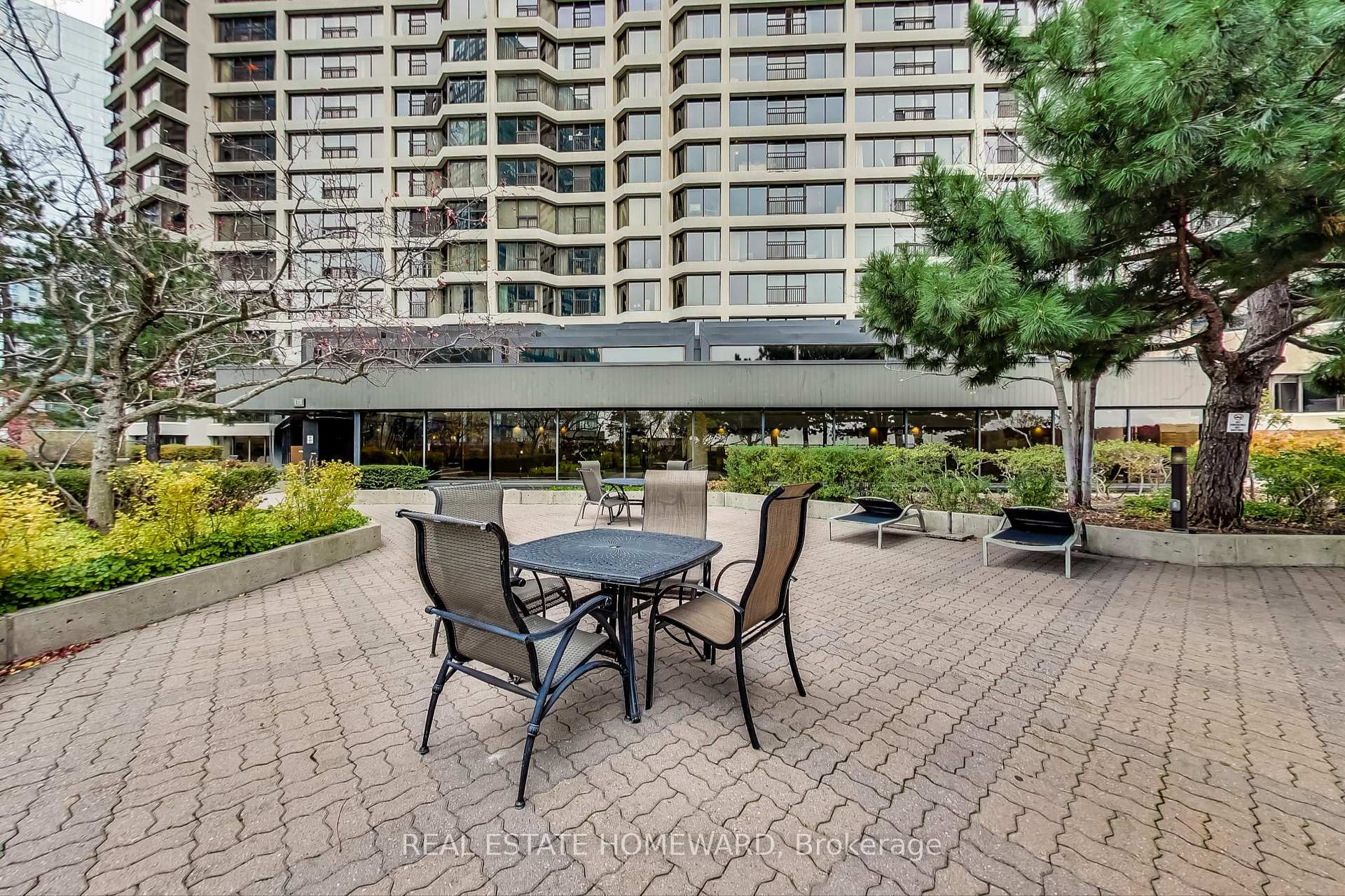 Photo 41 of Unit 3612, 55 Harbour Square, Toronto, Waterfront Communities — HOMEH