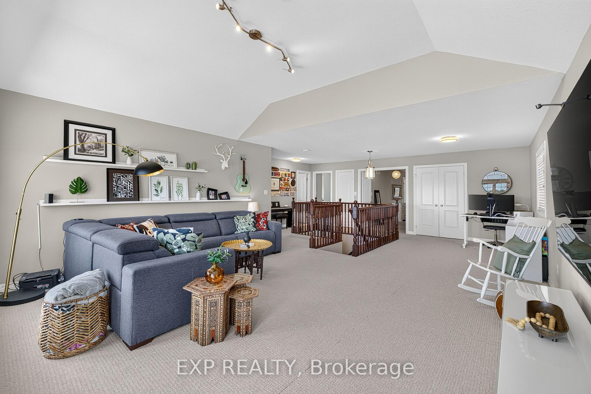 Photo 24 of 522 Woodbine Avenue, Kitchener, Huron Park — HOMEH
