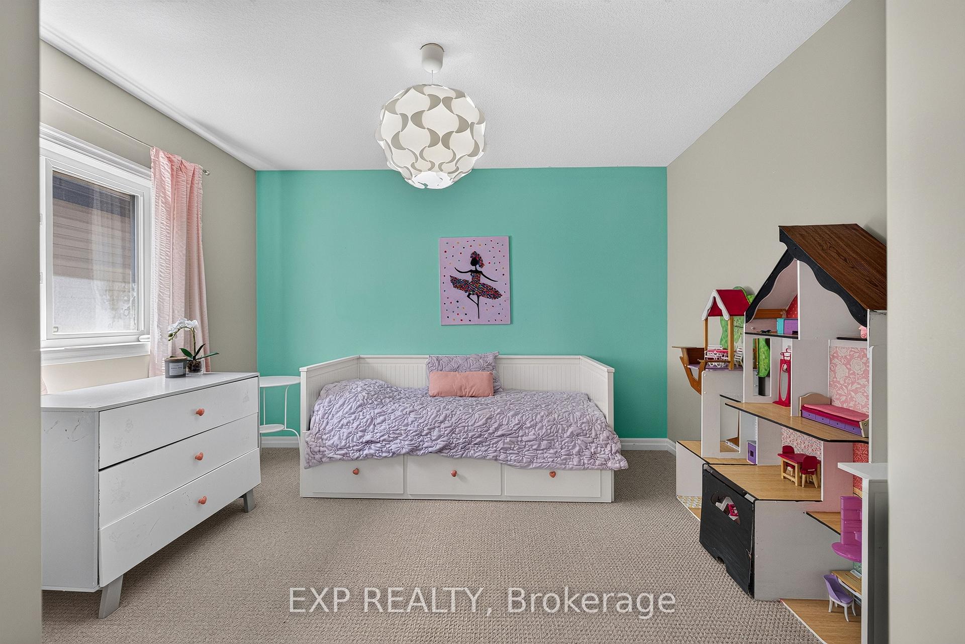 Photo 33 of 522 Woodbine Avenue, Kitchener, Huron Park — HOMEH
