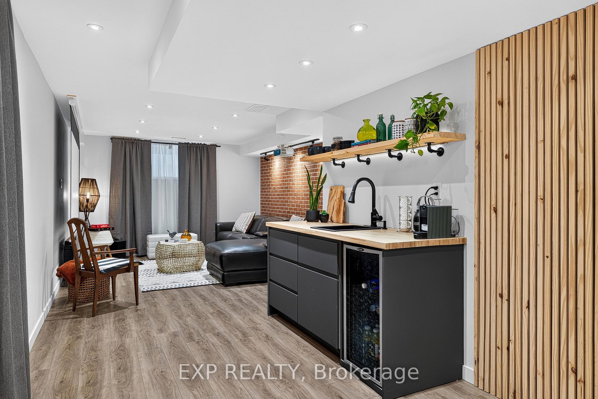 Photo 39 of 522 Woodbine Avenue, Kitchener, Huron Park — HOMEH