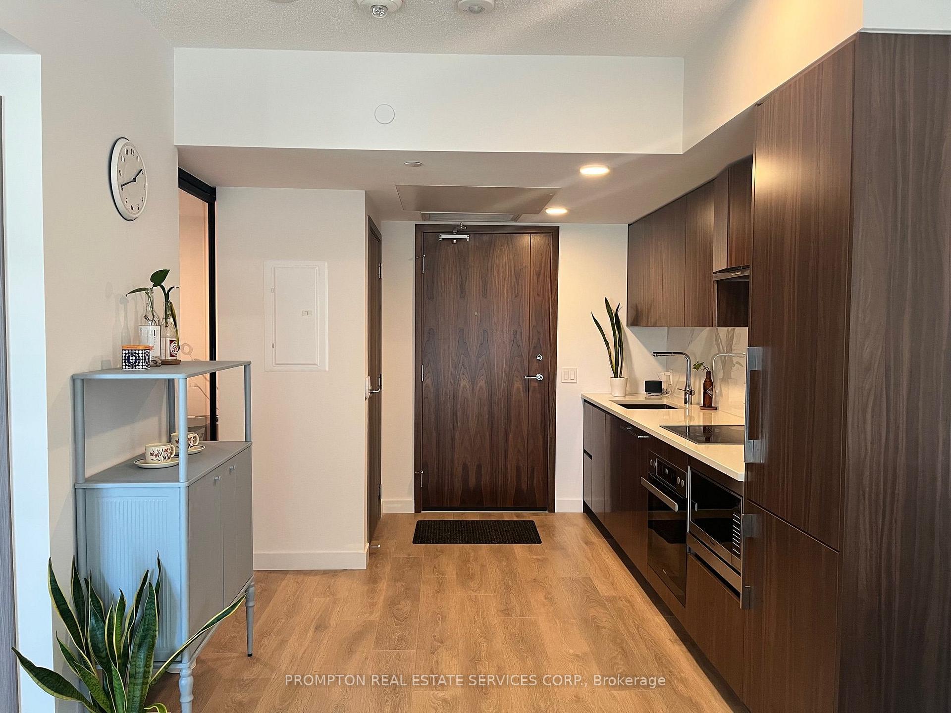 Photo 4 of Unit 529, 3 Concord Cityplace Way, Toronto, Waterfront Communities — HOMEH