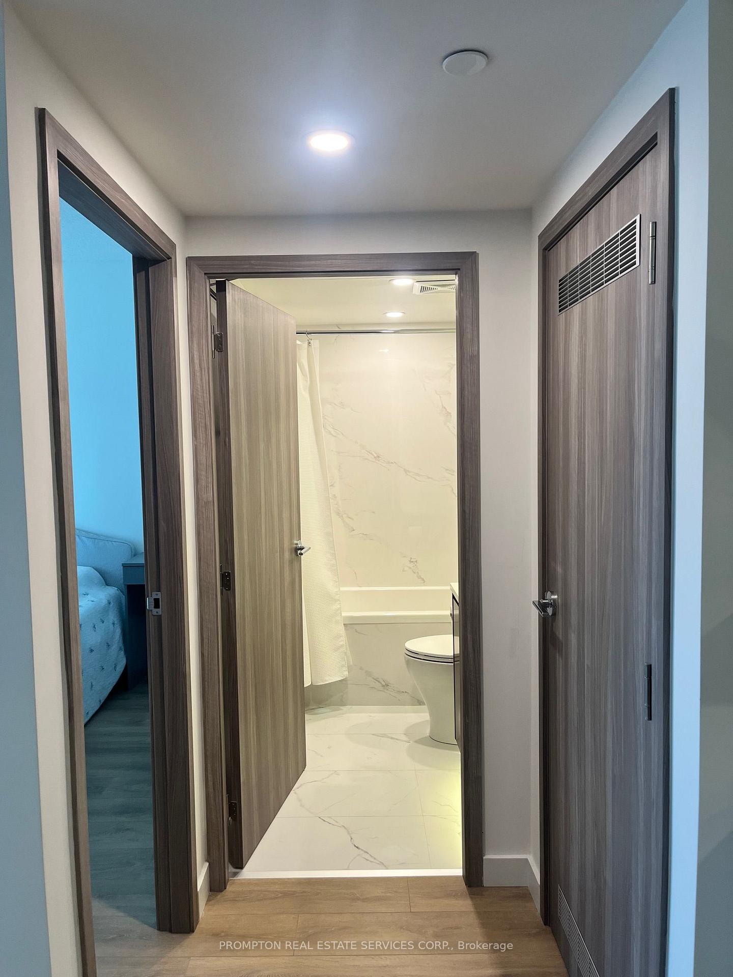 Photo 13 of Unit 529, 3 Concord Cityplace Way, Toronto, Waterfront Communities — HOMEH