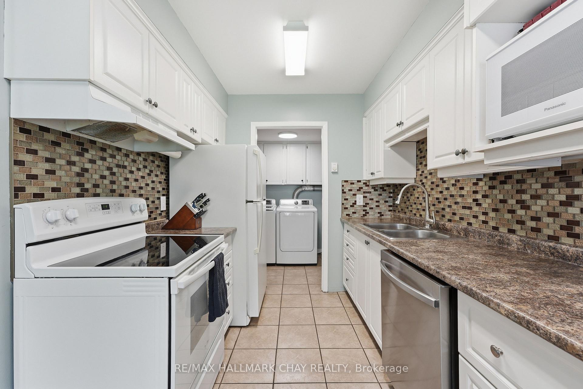 Photo 11 of 34-360 Blake Street, Barrie, Codrington — HOMEH