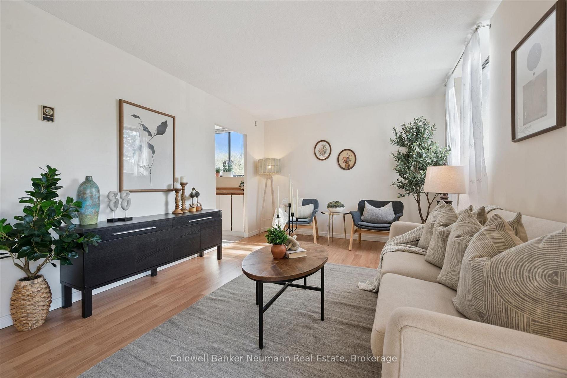 Photo 3 of Unit 311, 89 Westwood Road, Guelph, Willow West/Sugarbush/West Acres — HOMEH