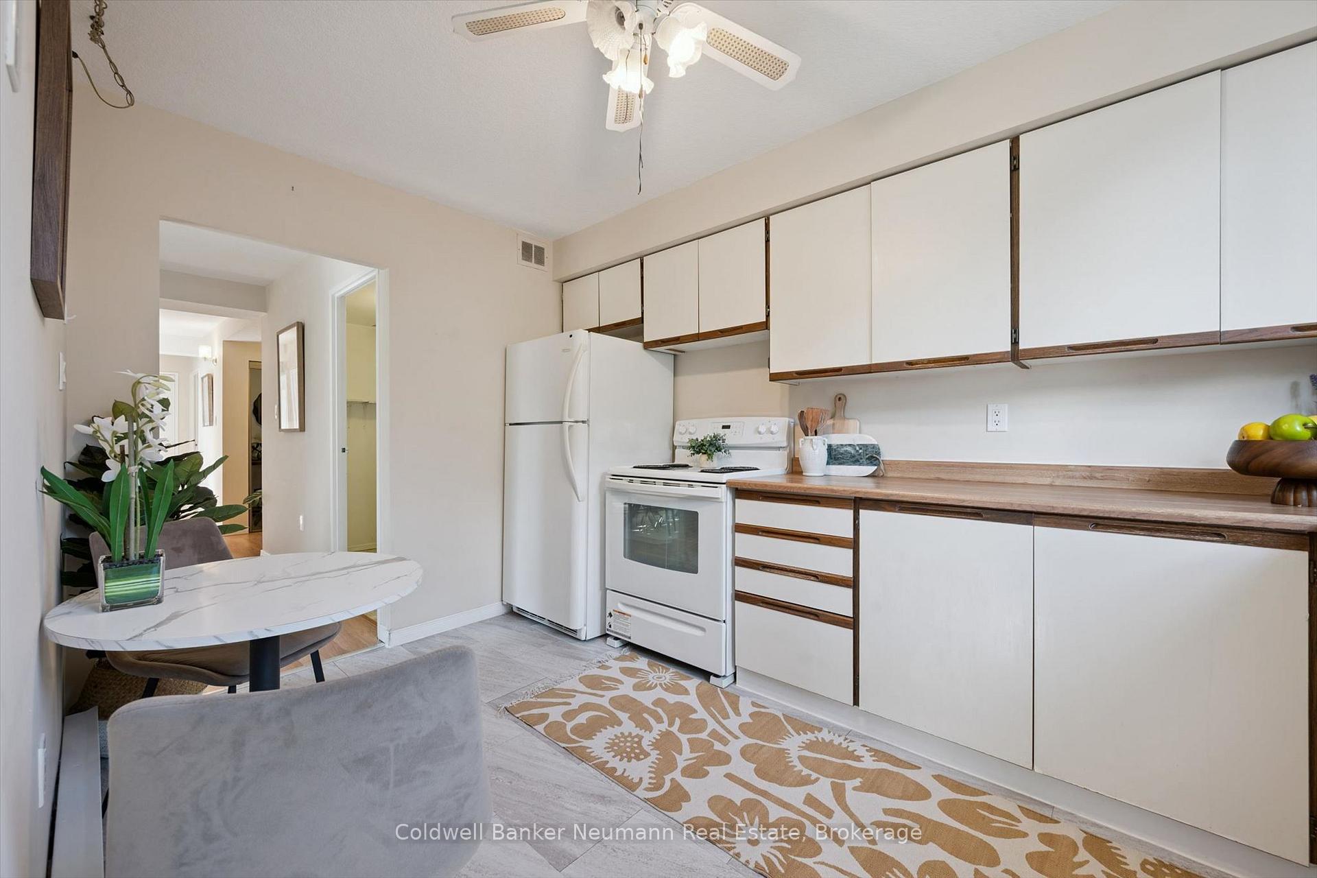 Photo 11 of Unit 311, 89 Westwood Road, Guelph, Willow West/Sugarbush/West Acres — HOMEH