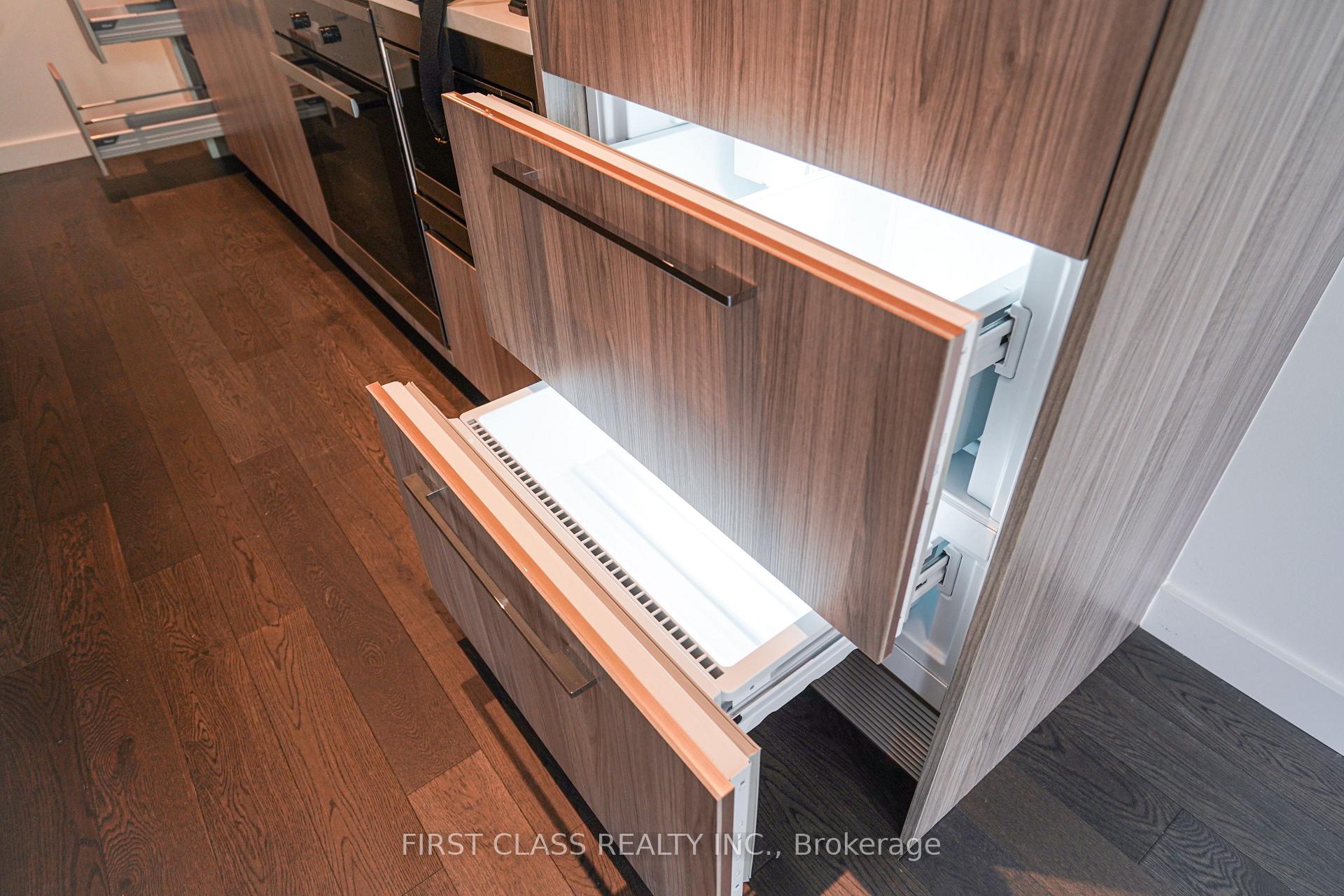 Photo 7 of Unit TH103, 95 Mcmahon Drive, North York, Bayview Village — HOMEH
