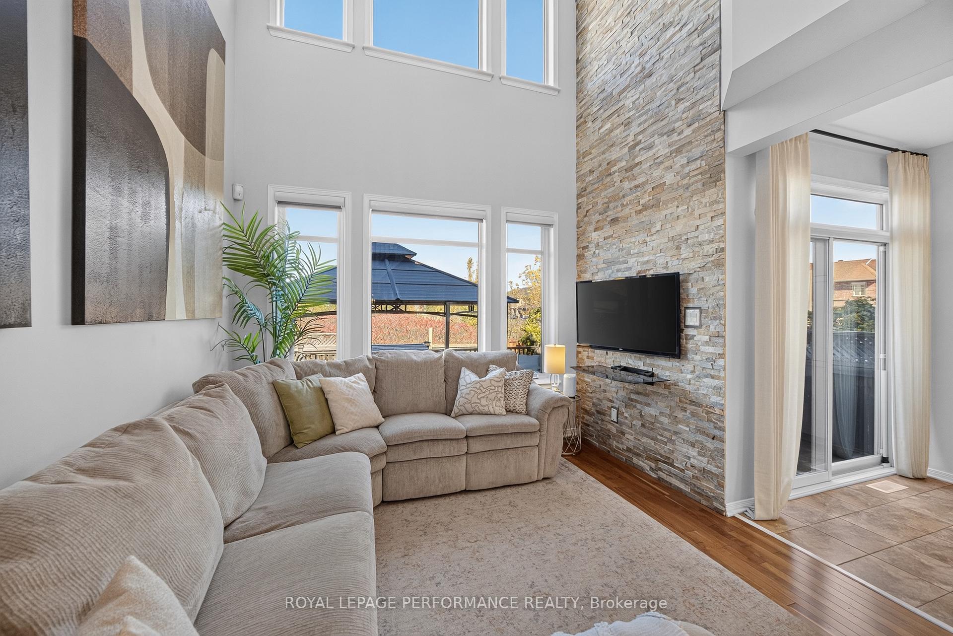Photo 16 of 1007 Grapefern Terrace, Ottawa, Notting Hill/Summerside — HOMEH