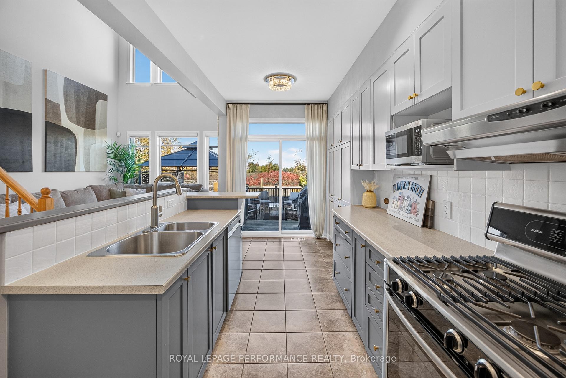 Photo 23 of 1007 Grapefern Terrace, Ottawa, Notting Hill/Summerside — HOMEH
