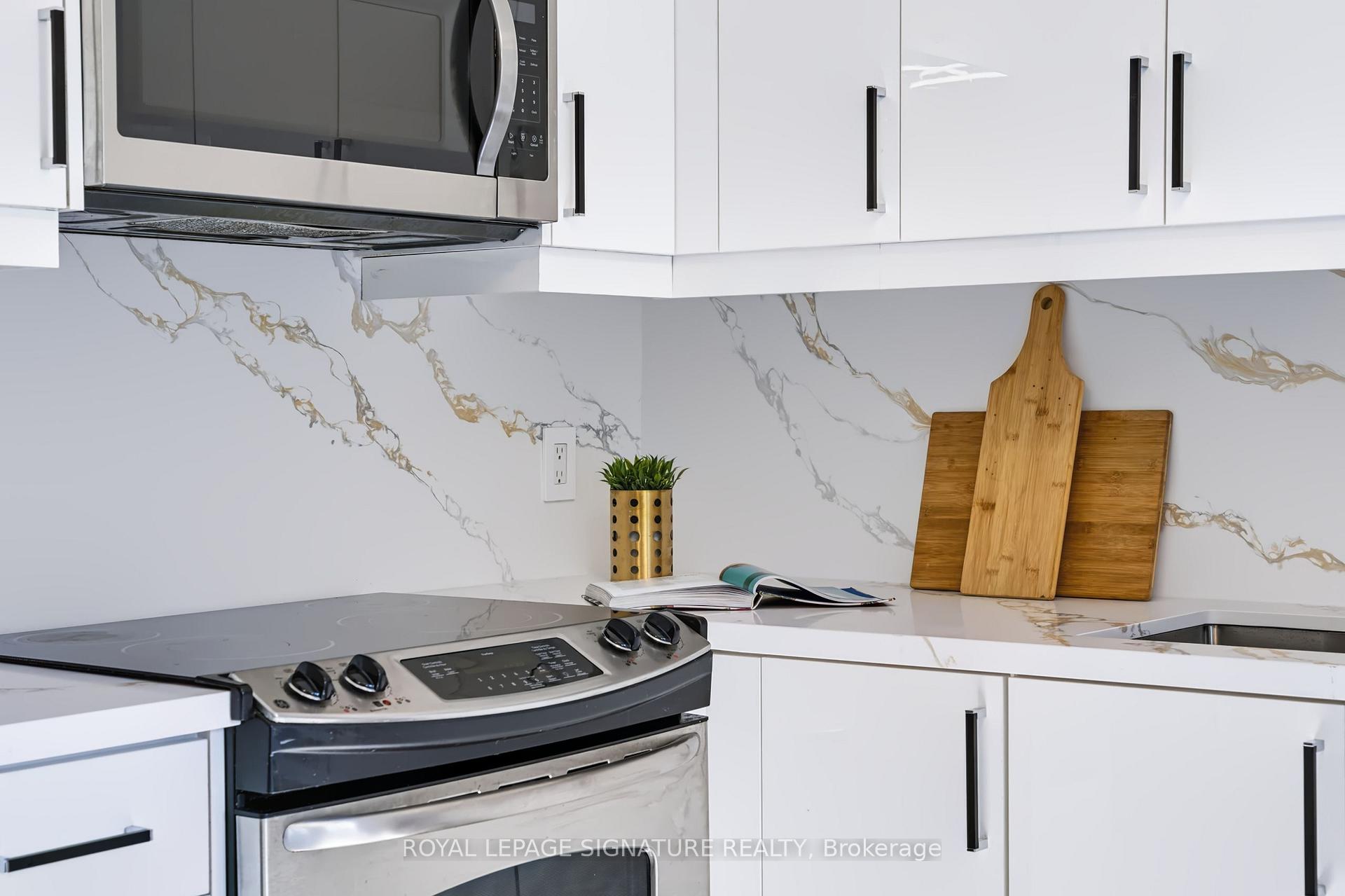 Photo 13 of Unit 43, 180 Marksam Road, Guelph, Willow West/Sugarbush/West Acres — HOMEH