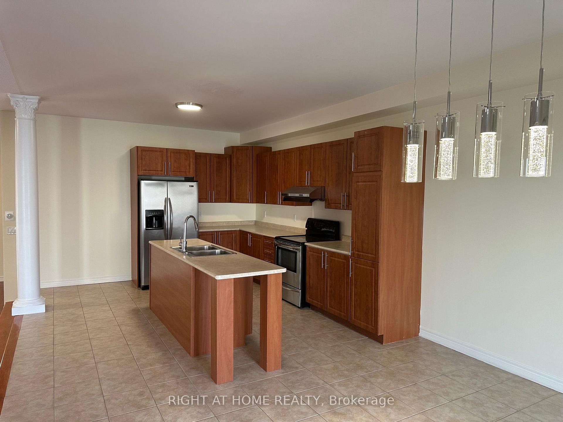 Photo 6 of 5133 Celebration Drive, Mississauga, Churchill Meadows — HOMEH
