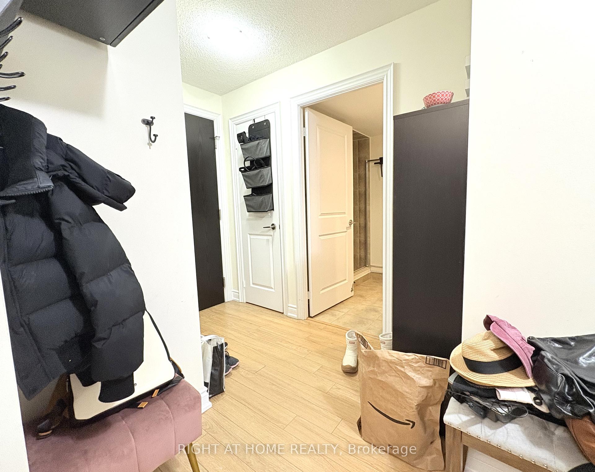 Photo 5 of Unit 1621, 500 Doris Avenue, North York, Willowdale East — HOMEH