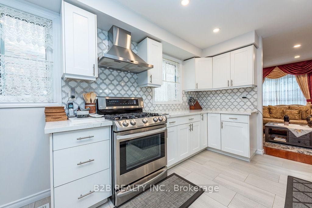 Photo 4 of 4112 trappers Crescent, Mississauga, Erin Mills — HOMEH