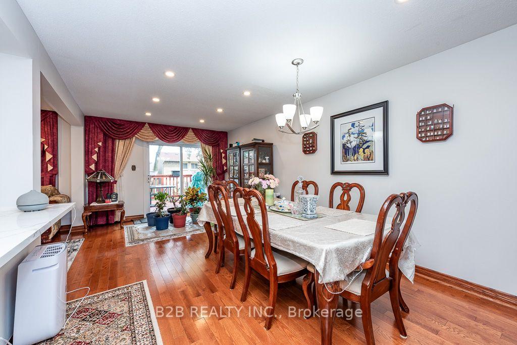 Photo 8 of 4112 trappers Crescent, Mississauga, Erin Mills — HOMEH
