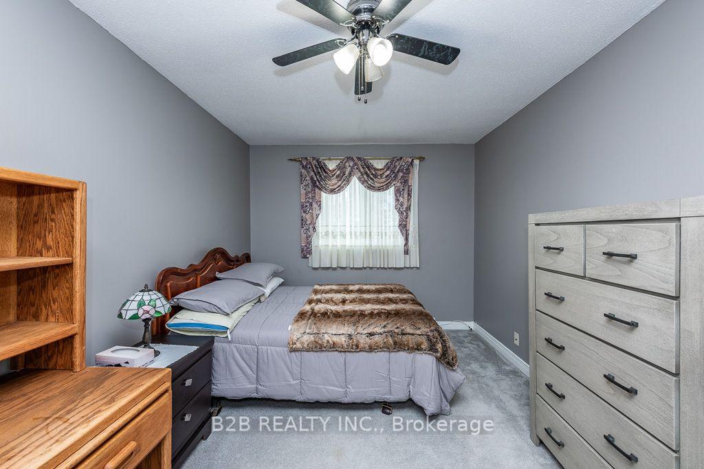 Photo 17 of 4112 trappers Crescent, Mississauga, Erin Mills — HOMEH