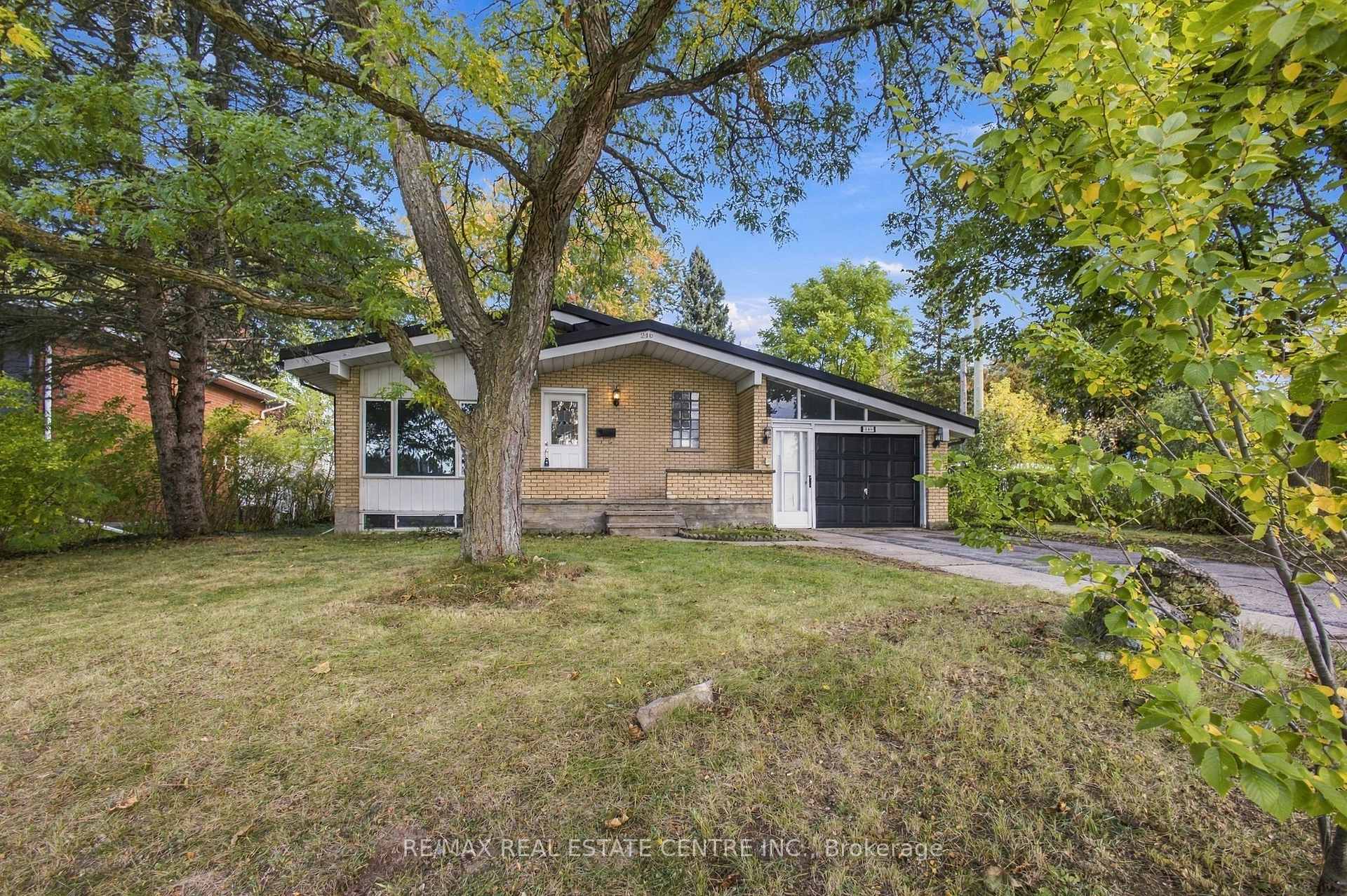 Photo 3 of 246 Hillcrest Road, Cambridge, Preston North — HOMEH