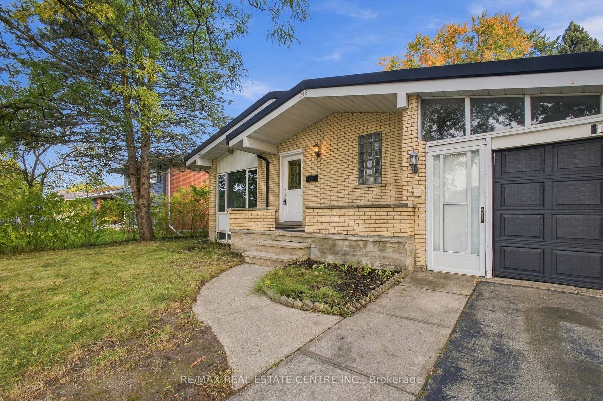 Photo 5 of 246 Hillcrest Road, Cambridge, Preston North — HOMEH