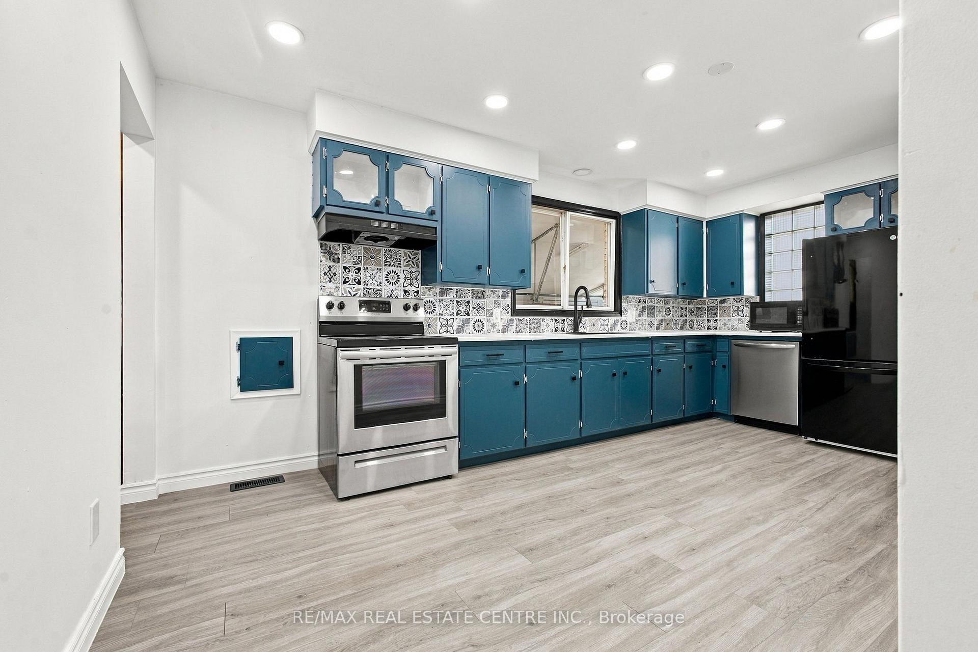 Photo 12 of 246 Hillcrest Road, Cambridge, Preston North — HOMEH