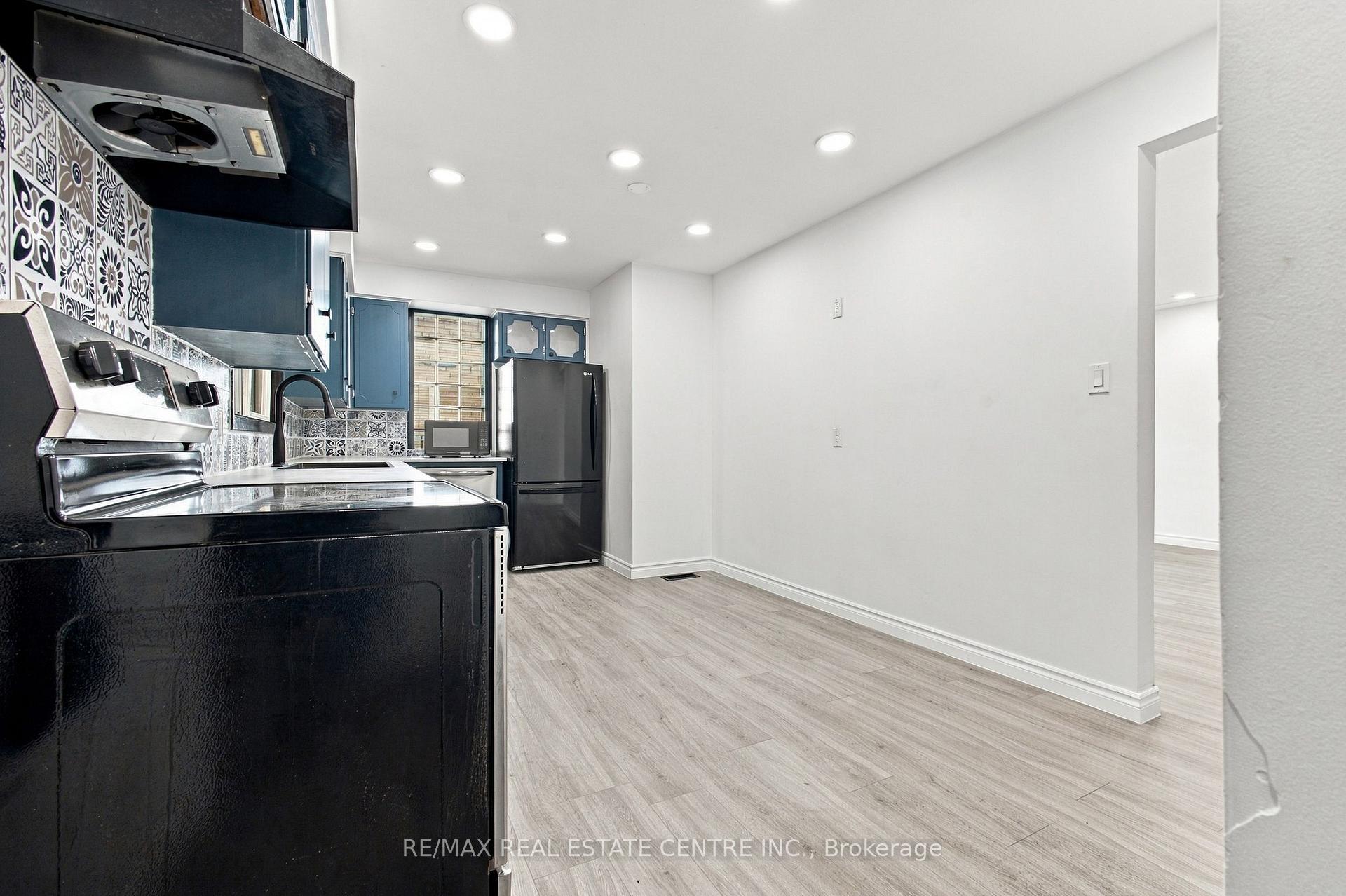 Photo 21 of 246 Hillcrest Road, Cambridge, Preston North — HOMEH