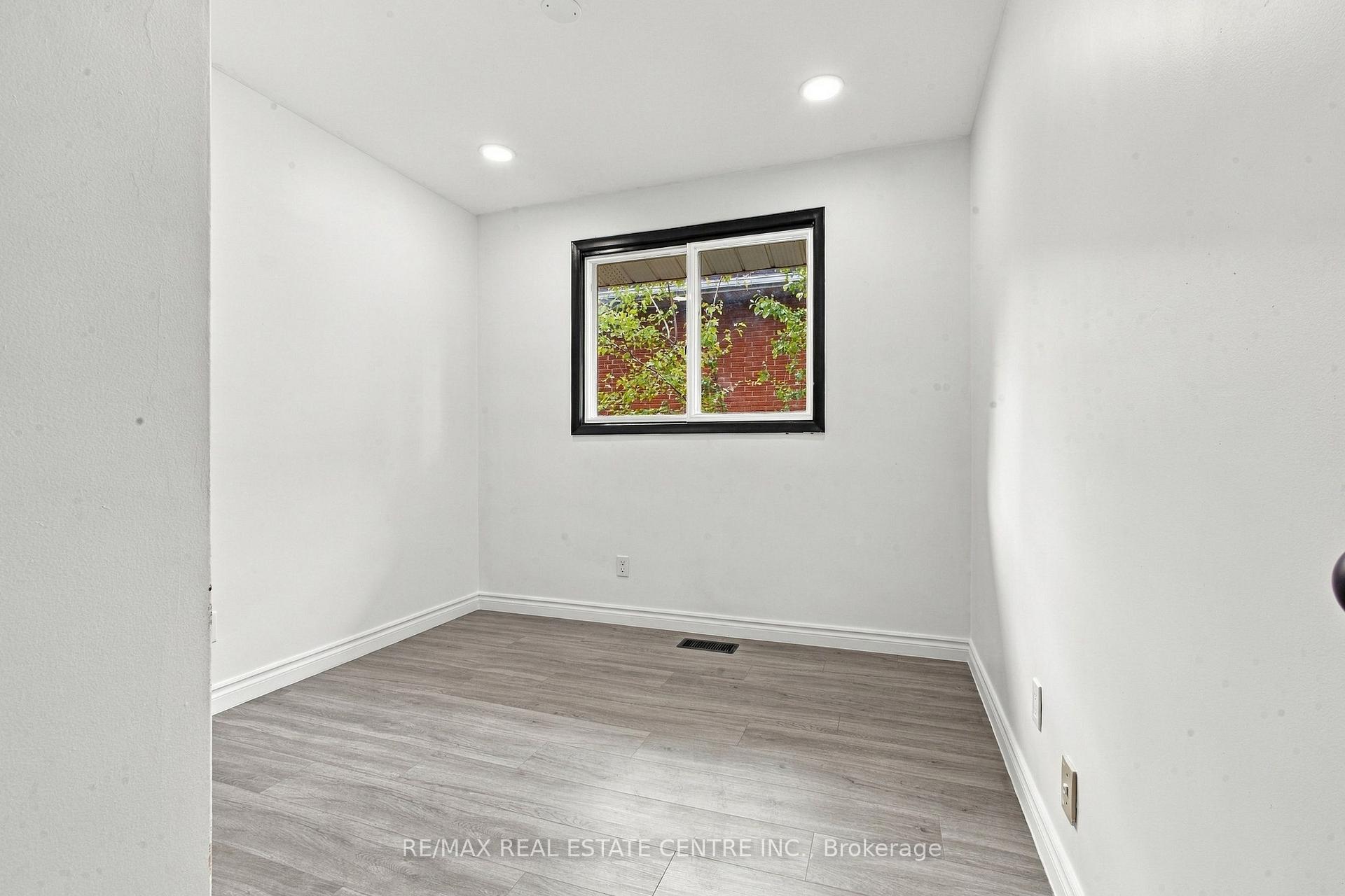 Photo 30 of 246 Hillcrest Road, Cambridge, Preston North — HOMEH