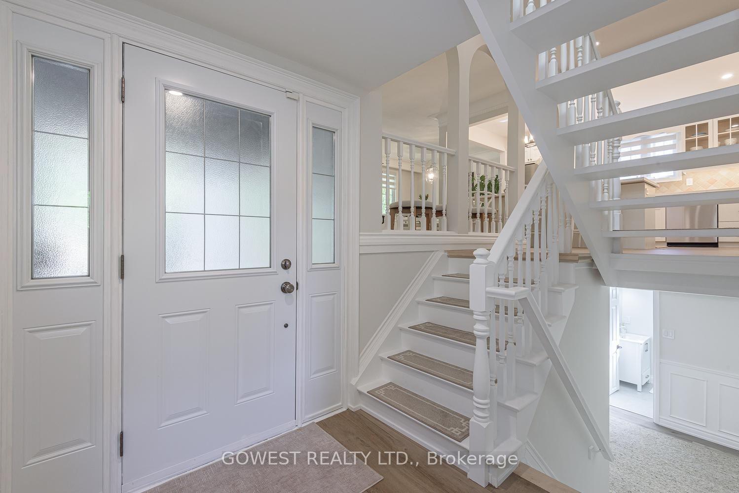 Photo 2 of 342 Bryant Crescent, Burlington, Appleby — HOMEH