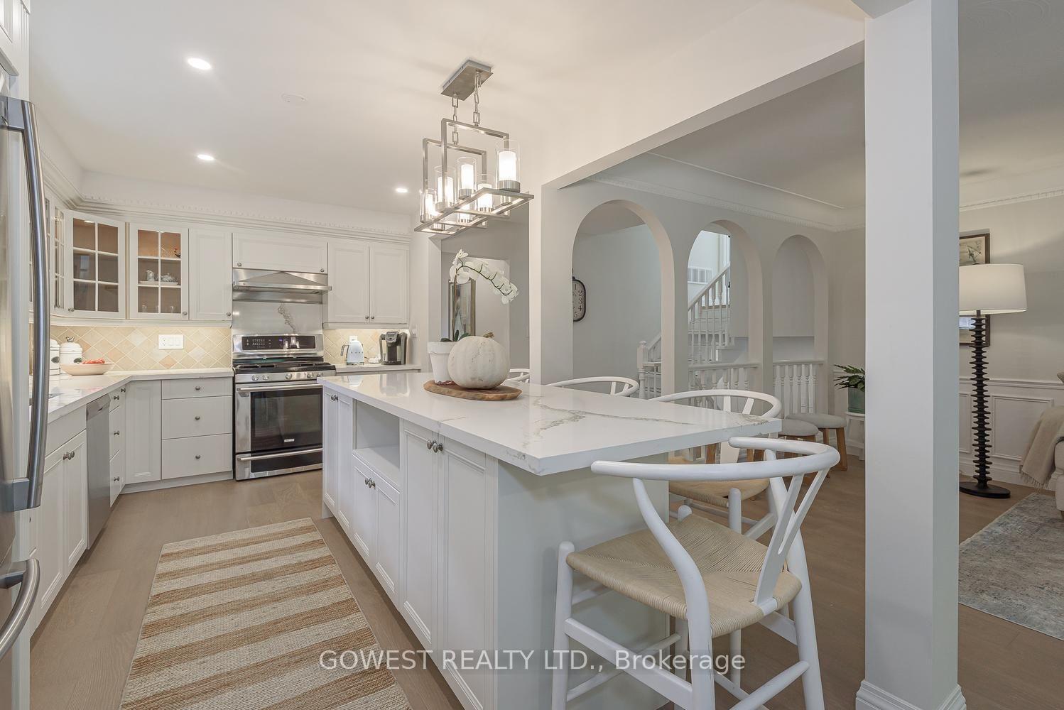 Photo 6 of 342 Bryant Crescent, Burlington, Appleby — HOMEH