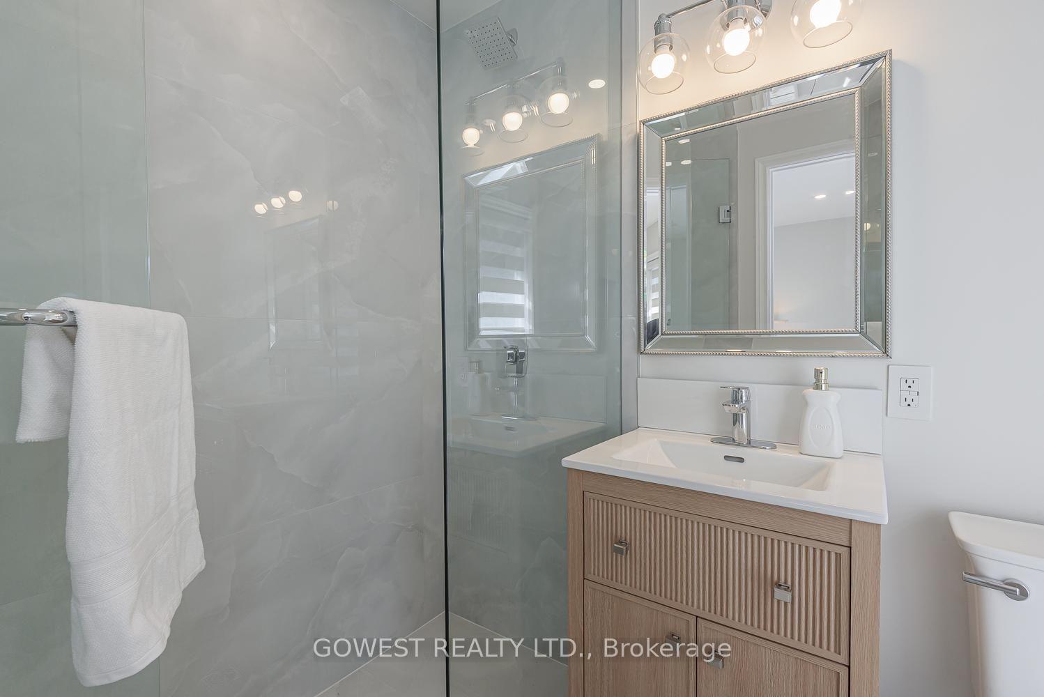Photo 27 of 342 Bryant Crescent, Burlington, Appleby — HOMEH