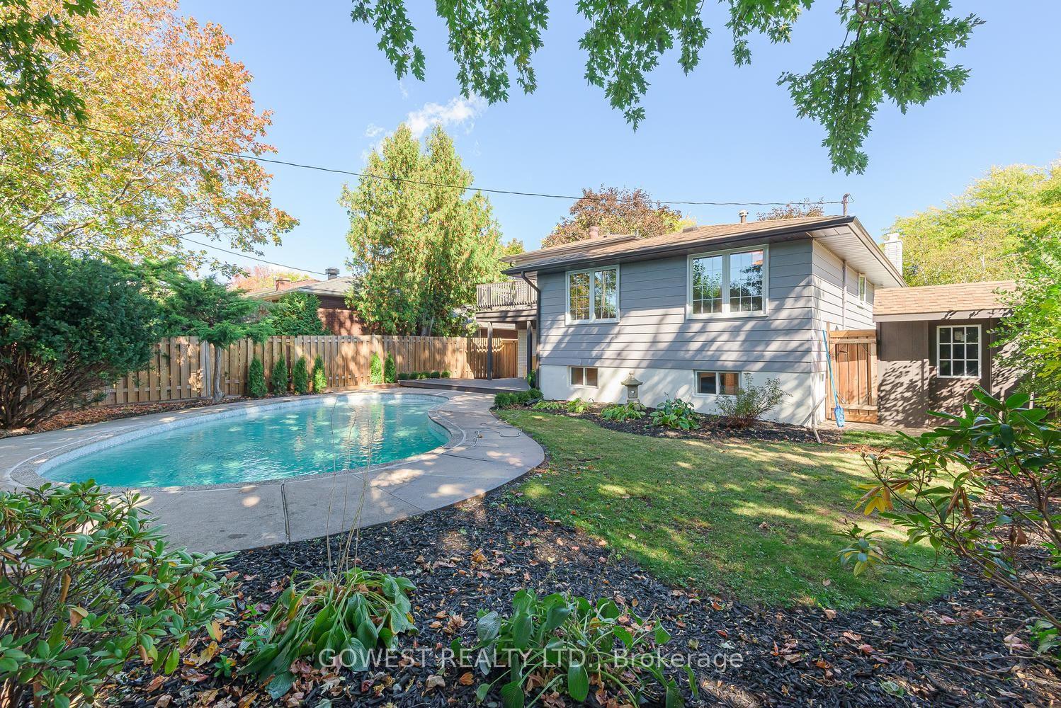 Photo 37 of 342 Bryant Crescent, Burlington, Appleby — HOMEH